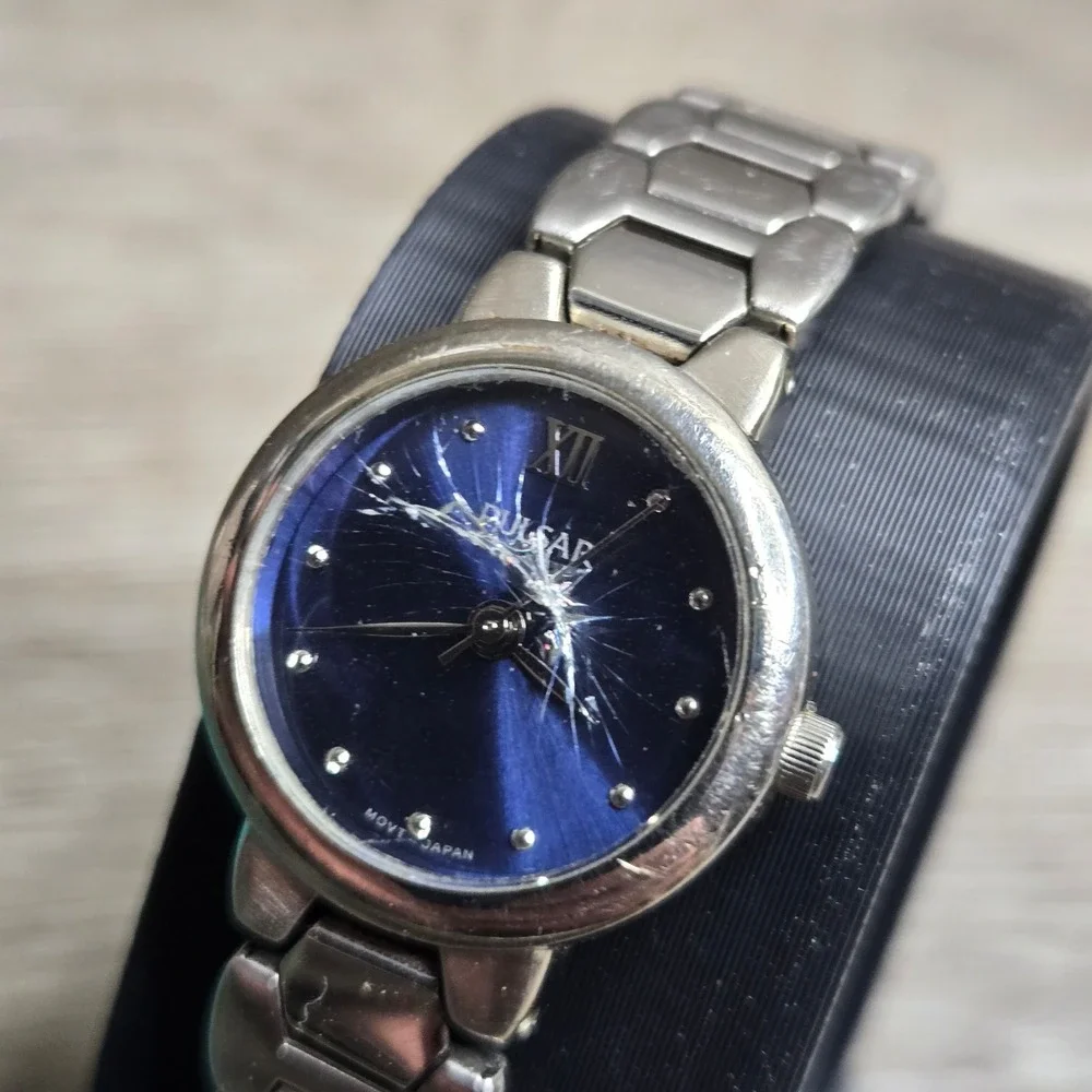 Pulsar Women's Watch Round Blue Dial Steel Bracelet 600064 V501-X356 Repair